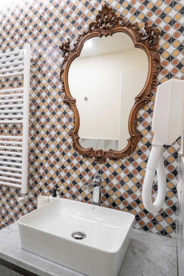 Bed and Breakfast Ventaglieri 74 By Dimorra à Naples Extérieur photo